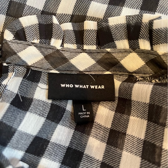 WHO WHAT WEAR checkered top - Picture 8 of 8